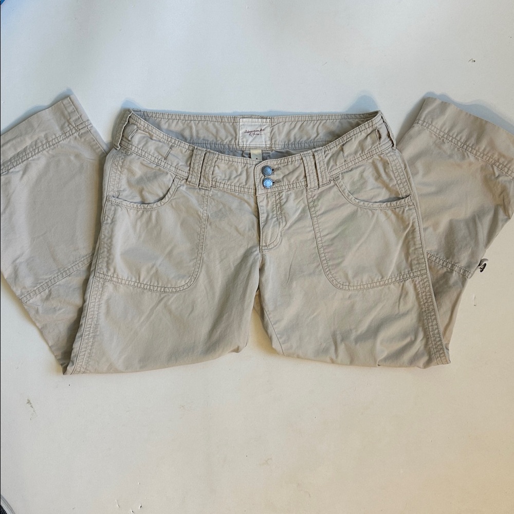 Abercrombie & Fitch Beige Capris